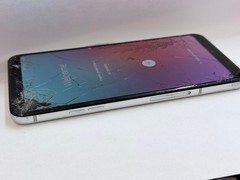 LG Stylo 5 LM-Q720 32GB 4G LTE 6.2&Prime; Smart Cell Phone *CRACKED* FOR PARTS