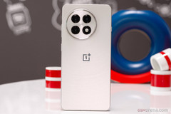 Unlocked OnePlus 13R Dual SIM 256/512GB/1TB 12/16GB RAM 6.78&Prime; IP65 Smartphone