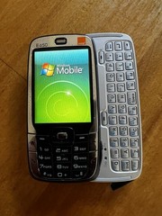 Smartphone (Orange-HTC) Fully Functional. Silver front and black body. Good!
