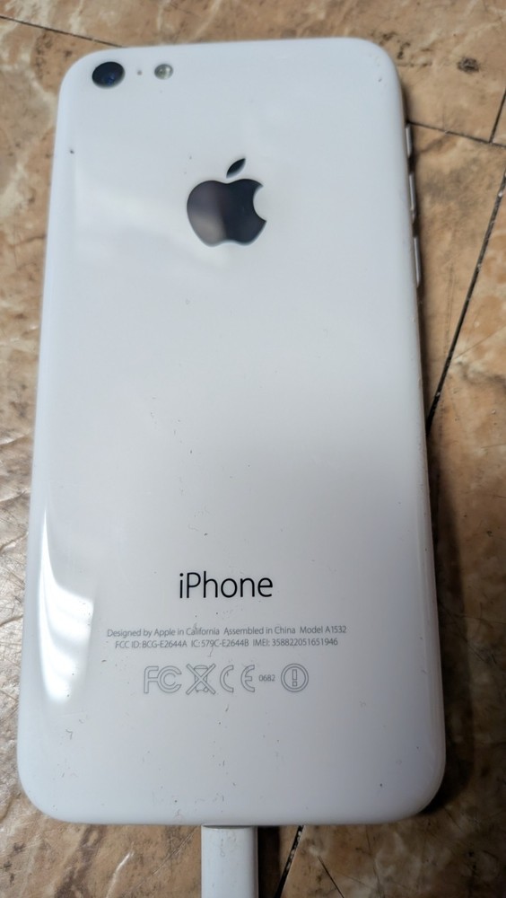 Apple iPhone 5c A1532 Blue 8GB white GSM reset works no activation
