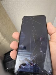 HMD Vibe Cellphone (Black Unknown Carrier / Capacity Broken Screen For Parts