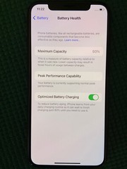 Apple iPhone XS – 64GB – Space Gray (Unlocked) A1920 (CDMA + GSM)