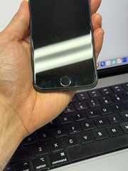 Apple iPhone SE 3rd Gen (2022) Factory Unlocked 128GB Midnight Black #24757