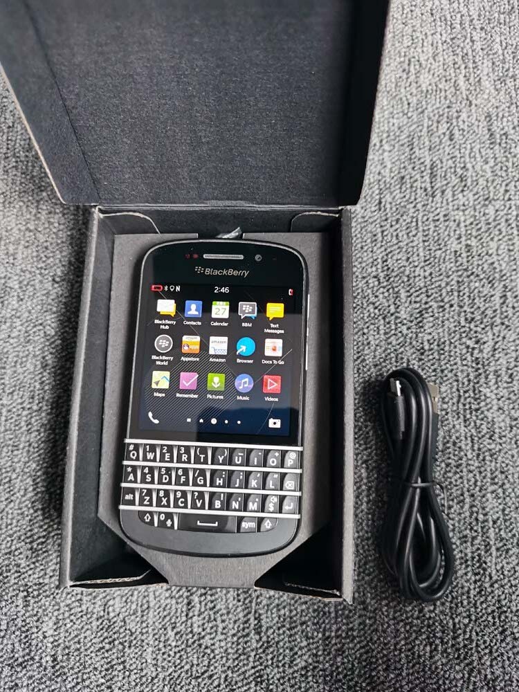 BlackBerry Q10 3.1&Prime; 8MP 4G 16GB GPS Bluetooth Unlocked Cellphone