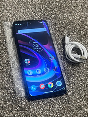 Motorola Moto Edge 5G 2021 XT2141 256GB Nebula Blue Verizon Original OPEN BOX A+