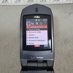 Casio Gz&rsquo;One Boulder C711 Orange Verizon Flip Phone *READ* Very Rare Tested