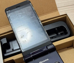 SHARP AQUOS KEITAI SH-01J Black Android Flip Phone Unlocked SIM free JAPAN