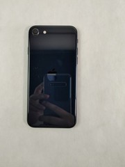 Apple iPhone SE (2022) A2595 64 GB iOS 26.0 AT&T Only ( Wi-Fi + 5G )