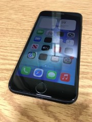 Apple iPhone SE 2nd Gen Black 64GB Smartphone MHG43LL/A 79% BATTERY HEALTH