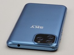 SKY Devices Elite A63 Max – 32GB – (GSM Unlocked) Dual SIM – CRACKED – H8240