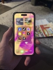Two iphone 16 pro’s 128gb verizon Both WITH TIKTOK!!!!