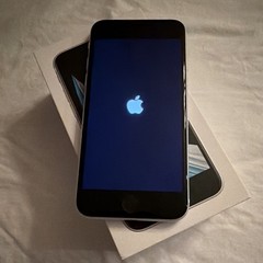 Apple iPhone SE 128GB White MXCJ2LL/A A2275 12MP CDMA NFC Wi-Fi