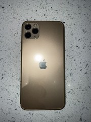 Apple iPhone 11 Pro Max 64GB A2161 Silver Unlocked Very Good Condition + 5 Cases