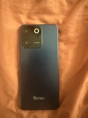 Vortex cg65 Cell Phone Blue Color .. WiFi Bluetooth Android Phone Great Shape