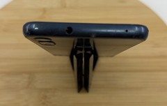 Motorola Moto – Model XT2052-6 – Midnight Blue, T-Mobile For Parts and Repair
