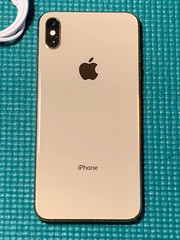 Apple iPhone XS Max – 64GB – Gold (Unlocked) A1921 (CDMA + GSM)