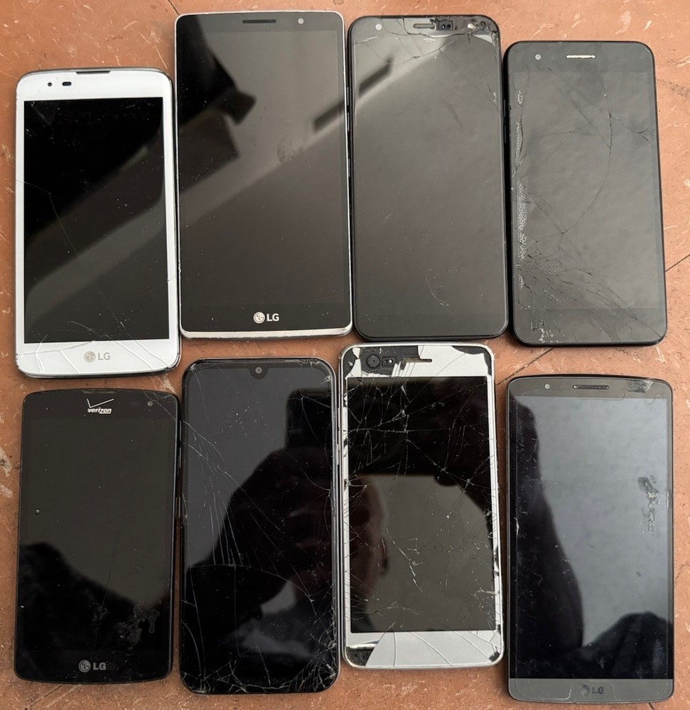 Lot of 8 LG Aristo K31 K7 G3 LS770 Rebel 4 (BROKEN] Cracked Glass Sold AS IS