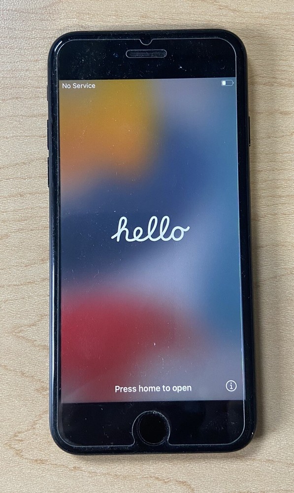 Apple iPhone 7 – 128GB – Black (Verizon) A1660 (CDMA + GSM)