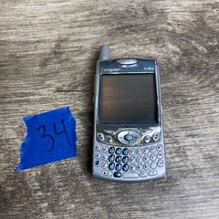 PalmOne Treo 650 Bluetooth 0.3MP Pixel 2.4&Prime; Color Screen Cingular Cellular Phone