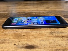 Apple iPhone 8 – 64GB – Space Gray (Unlocked) Battery 88%