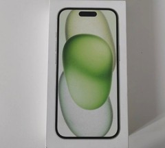 Apple iPhone 15 – 128GB – Green (Unlocked)