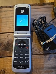 MOTOROLA W259 Consumer Cellular