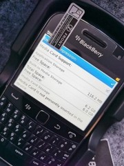 BLACKBERRY 9900 BOLD – 8 GB – Black / White 3G (Unlocked) microSDHC GPS