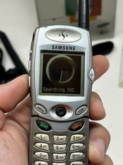 Samsung SCH-T300 – Gray and Black ( Verizon ) Box and Accessories WORKS