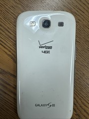 Samsung Galaxy S3 White 4G Android Phone Unlocked Factory Reset