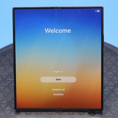 Samsung Galaxy Z Fold6 – 1 TB – Crafted Black (Unlocked)