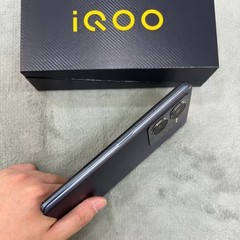 6.64&Prime; Original vivo iQOO Z8 5G 64MP Mediatek Dimensity 8200 Android Smartphone