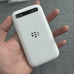 BlackBerry Classic Q20 16GB+2GB RAM Unlocked 4G LTE Qwerty Keyboard Mobile Phone