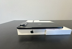 Apple iPhone Air 256GB Black Unlocked Excellent (100% Battery) Original Box 4882