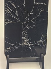 Apple iPhone 4s – 8GB – Black (Verizon) A1387 (CDMA + GSM)