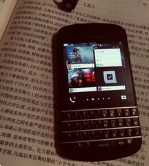 BlackBerry Q10 Keyboard Unlocked Smartphone 16GB+2GB 8MP LTE Qwerty