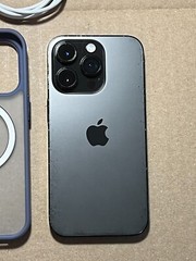 Apple iPhone 14 Pro – 256GB Space Black Unlocked A2650 (CDMA + GSM) Read