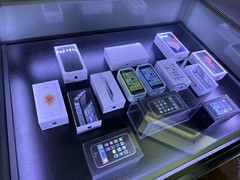 RARE APPLE IPHONE 1st Gen 2G 16GB SEALED – LARGEST NEW VINTAGE COLLECTION