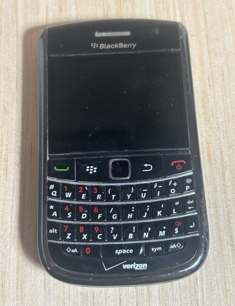 BlackBerry Bold 9650 256MB Verizon CDMA Bar Smartphone Black 3.2MP