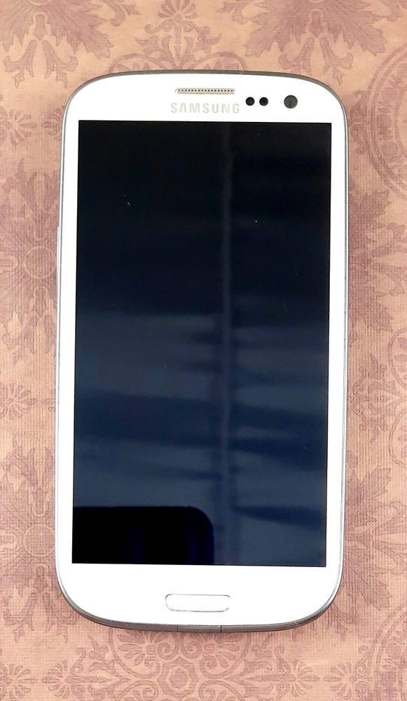 Samsung Galaxy S III (S3) (SGH-l747) 16GB – White (ATT) No Battery