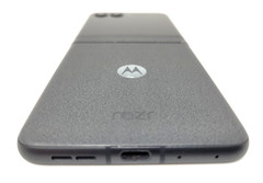 Motorola Moto Razr 2024 5G 256GB (Boost DISH Locked) 6.9&Prime; 64MP Koala Gray XT2453