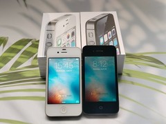 Original Apple iPhone 4/4s 8/16/32/64GB Fully UNLOCKED Black/White -XMAS GIFT