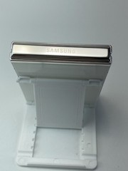 Samsung Galaxy Z Flip5 SM-F731U1 512GB Cream Excellent condition Unlocked