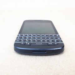 BlackBerry Q10 SQN100-1 16 GB 2 GB RAM Black Unlocked BlackBerry OS E7084
