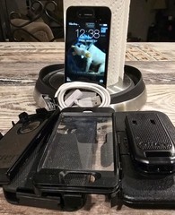 Apple iPhone 4s A1387 16GB – PASSCODE LOCKED With Otterbox And New Charge Cord