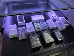 RARE APPLE IPHONE 1st Gen 2G 16GB SEALED – LARGEST NEW VINTAGE COLLECTION