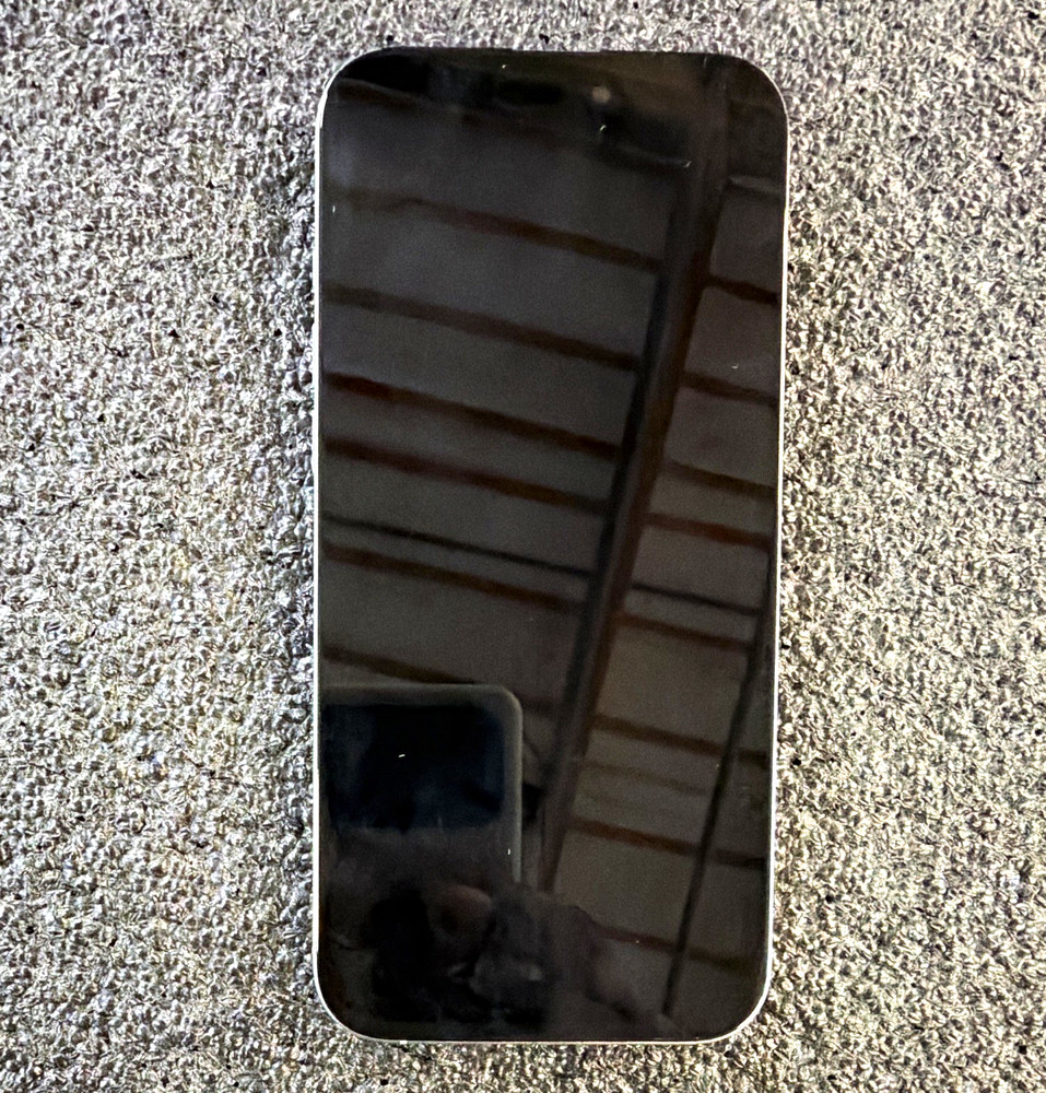 Apple iPhone 16 Pro Max 256GB White Bar Smartphone 12MP Camera