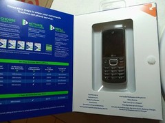 Tracfone LG 109c 3G 3.5&Prime; Screen 4 GB Micro SD GPS Bluetooth in Box