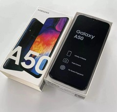 New Samsung Galaxy A50 SM-A505U 64GB Single Sim Unlocked Black Smartphone
