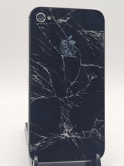 Apple iPhone 4s – 8GB – Black (Verizon) A1387 (CDMA + GSM)