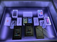 RARE APPLE IPHONE 1st Gen 2G 16GB SEALED – LARGEST NEW VINTAGE COLLECTION